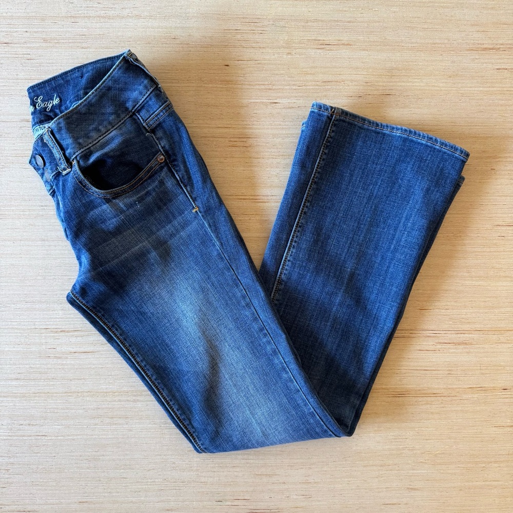 American Eagle Outfitters Low Rise Women's Boot Cut Jeans Size 2